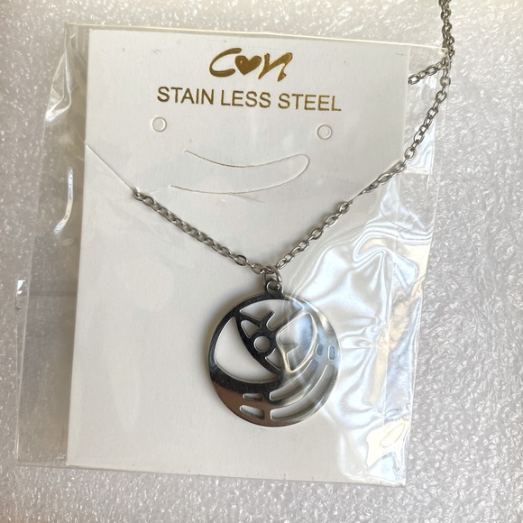 🌛 Geometric Crescent Moon & Eye Necklace Stainless Steel 🌜 - Picture 4 of 6